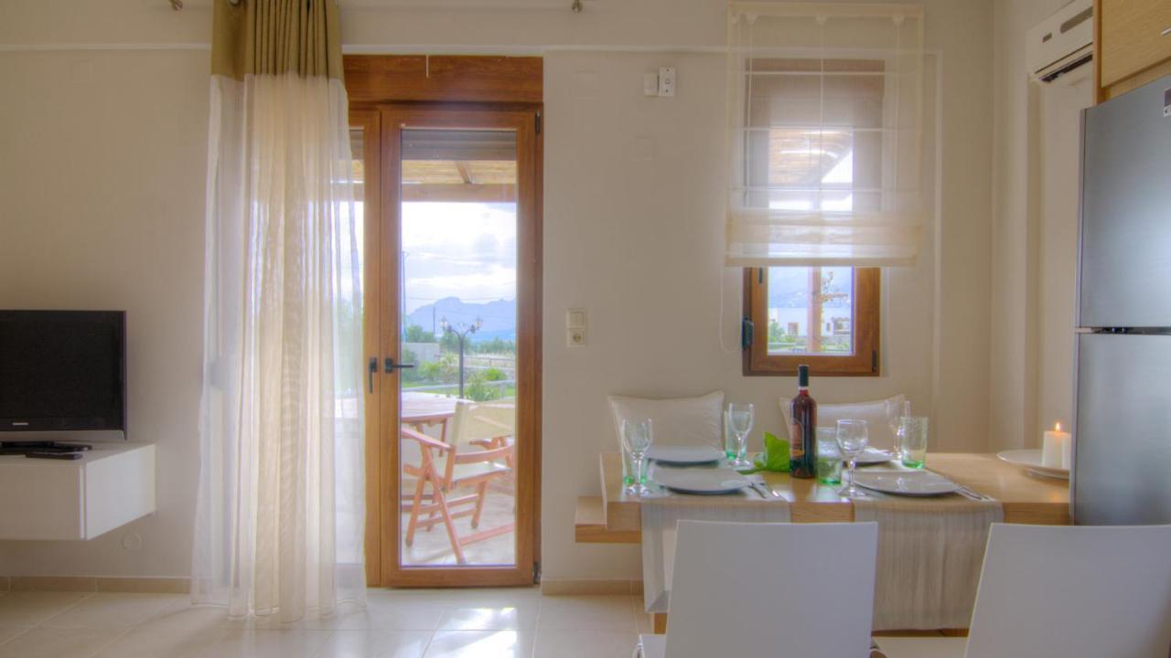 פלאקיאס Gasparakis Villas מראה חיצוני תמונה